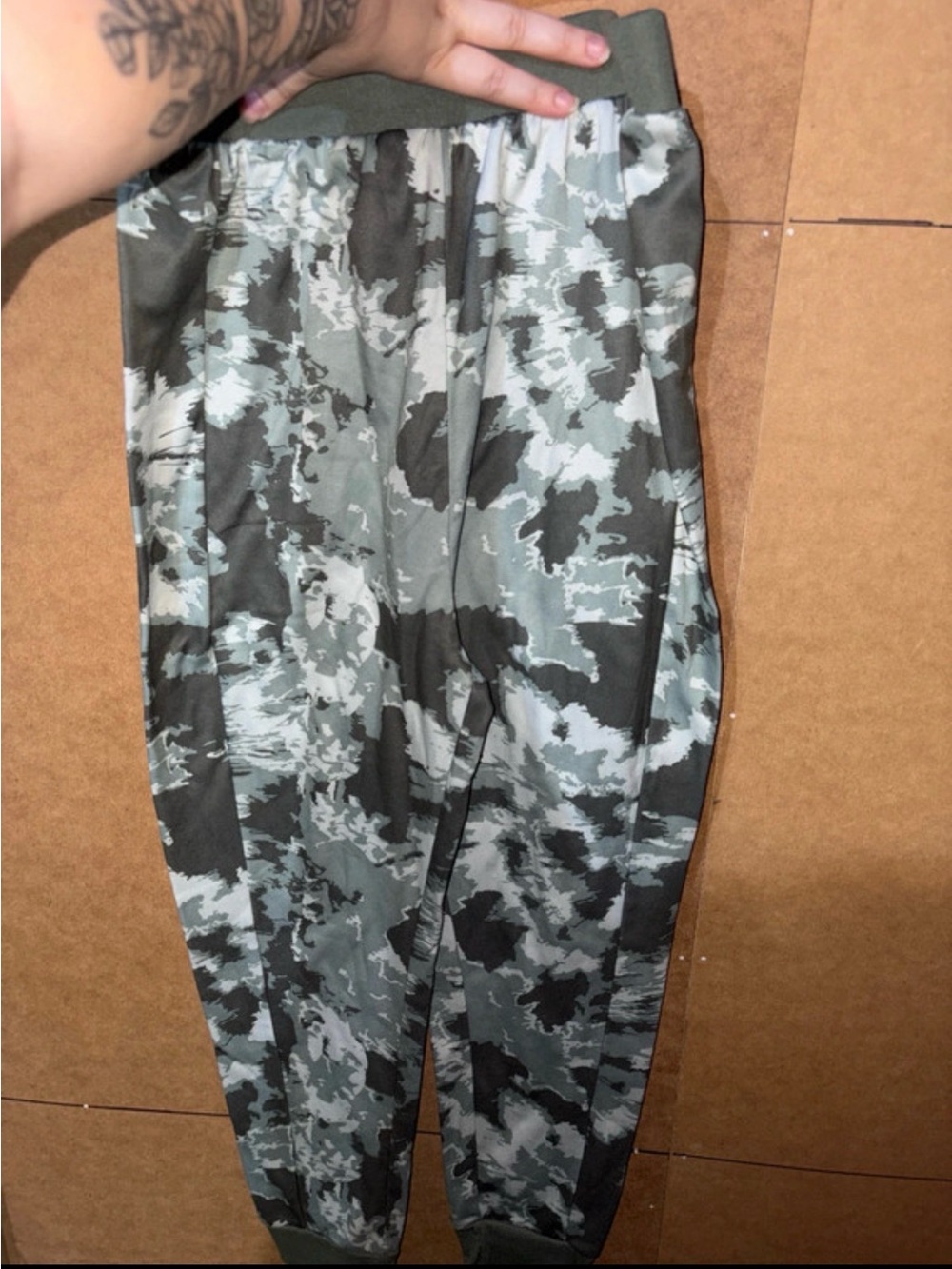 Boys Camouflage Jogger Pants - Green Camo